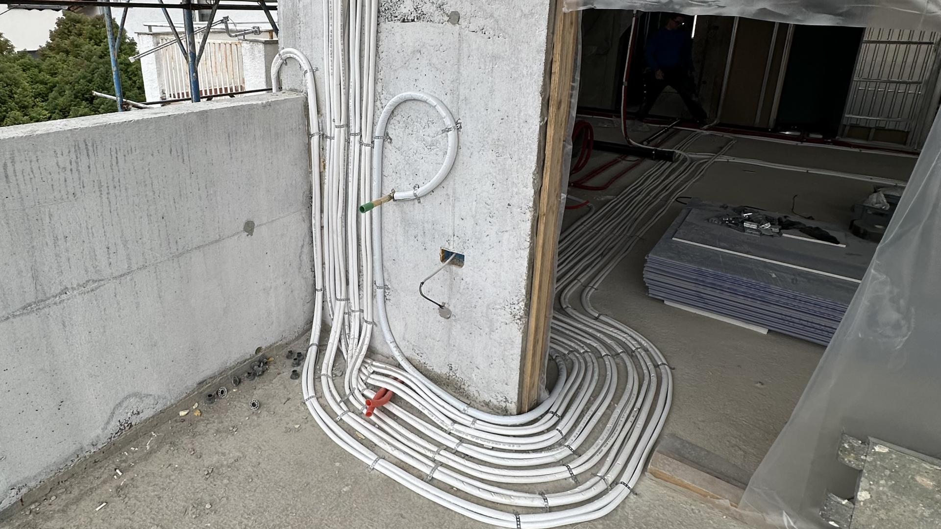 STAMBENA GRAĐEVINA / ZAGREB